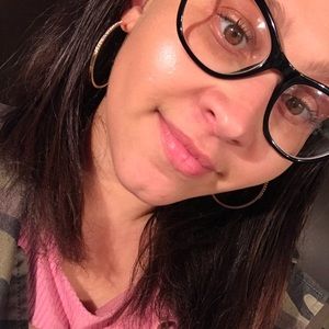 Meet your Posher, Ciara